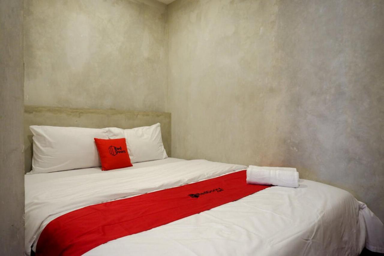 Reddoorz Plus Near Kawasan Sam Poo Kong 세마랑 외부 사진